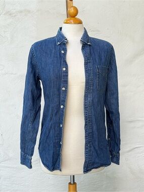 J.Crew Dark Wash Chambray Denim Shirt Size Small